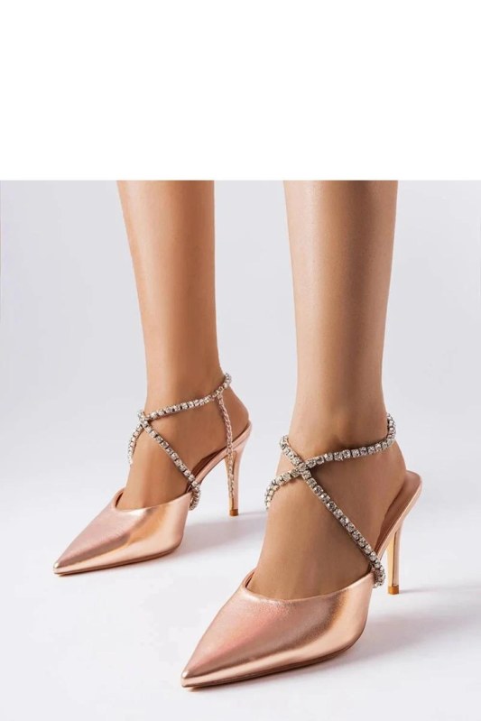 Klapky na podpatku model 207898 Solea - Dámské boty lodičky