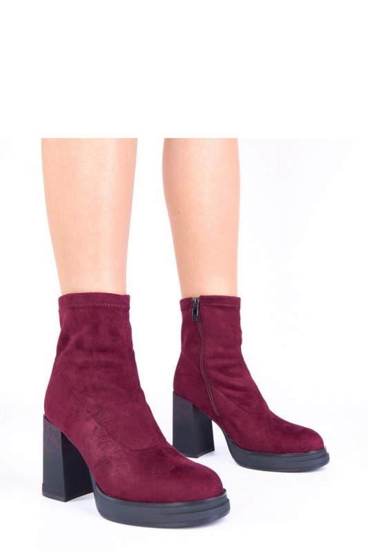 Dámské boty na podpatku model 222035 Solea