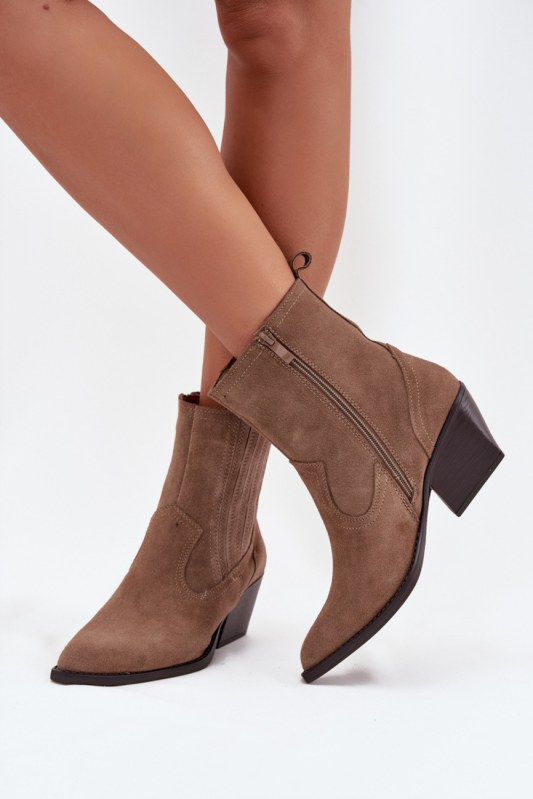 Dámské boty na podpatku model 222510 step in style