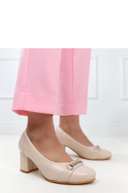 Lodičky na sloupku model 226023 Solea