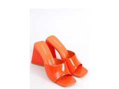 Pantofle model 167043 Inello