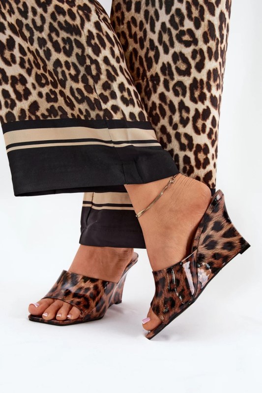 Pantofle bd121 leopard - step in style - Dámské boty pantofle