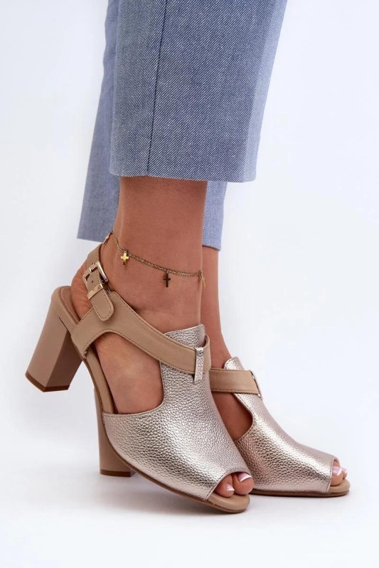 Pantofle model 196231 step in style