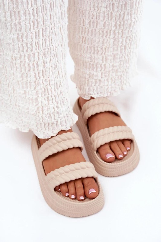 Klapky na platformě model 211669 step in style - Dámské boty pantofle