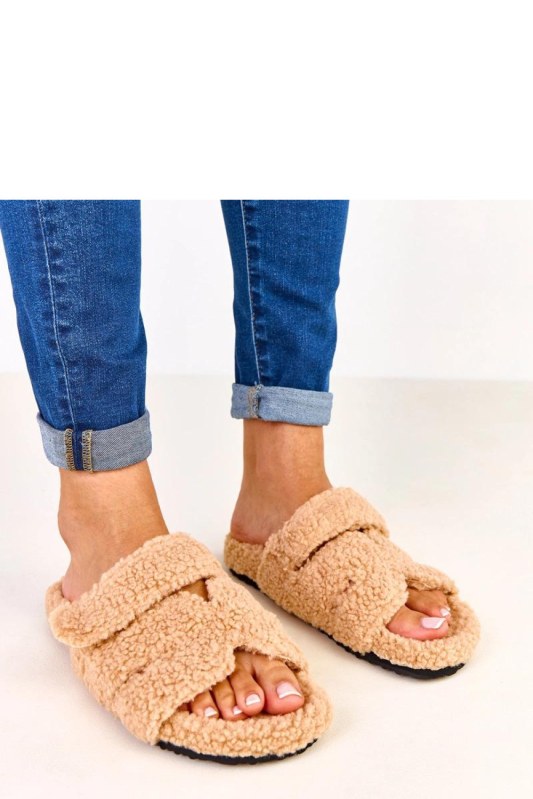 Pantofle model 223136 Solea - Dámské boty pantofle