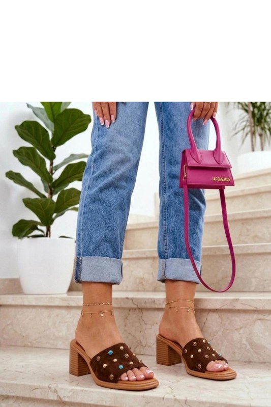 Nazouváky na podpatku model 229777 Solea