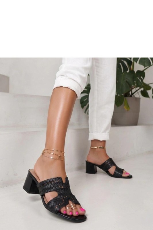 Nazouváky na podpatku model 230480 Solea