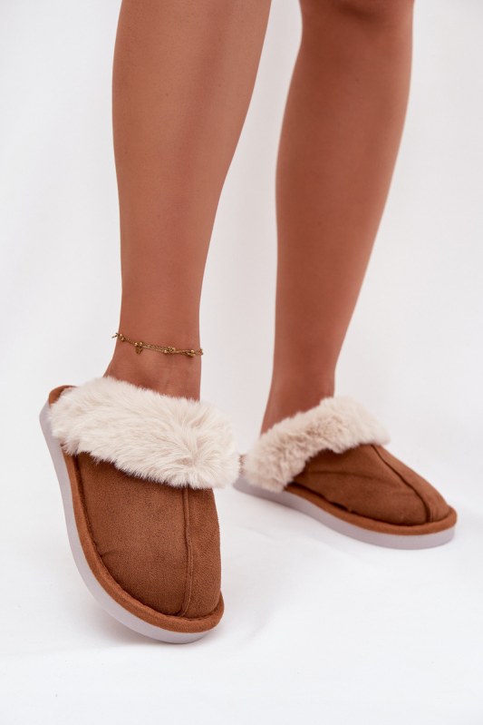 Ženské pantofle s kožešinou camel Carisse