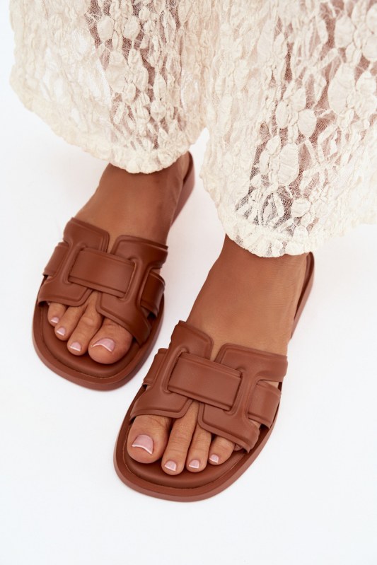 Dámské pantofle na plochém podpatku camel Lorania