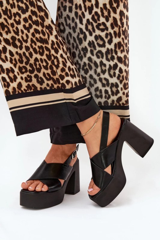 Sandály na podpatku 218-3 černé - step in style