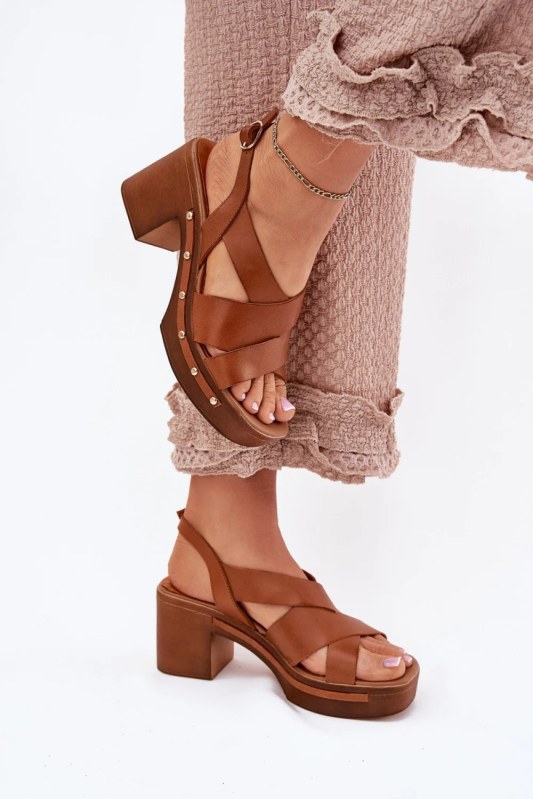 Sandály na podpatku 1081 hnědé - step in style