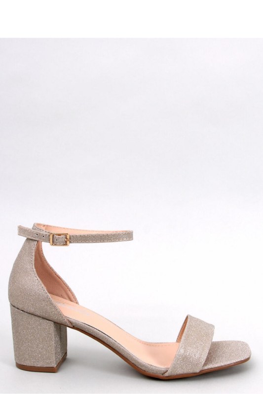 Sandály na podpatku model 181953 Inello - Dámské boty sandály