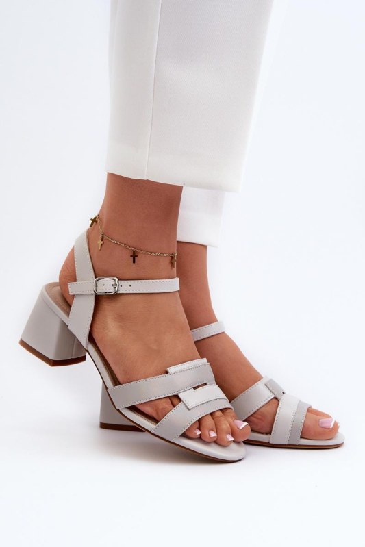 Sandály na podpatku model 197094 step in style