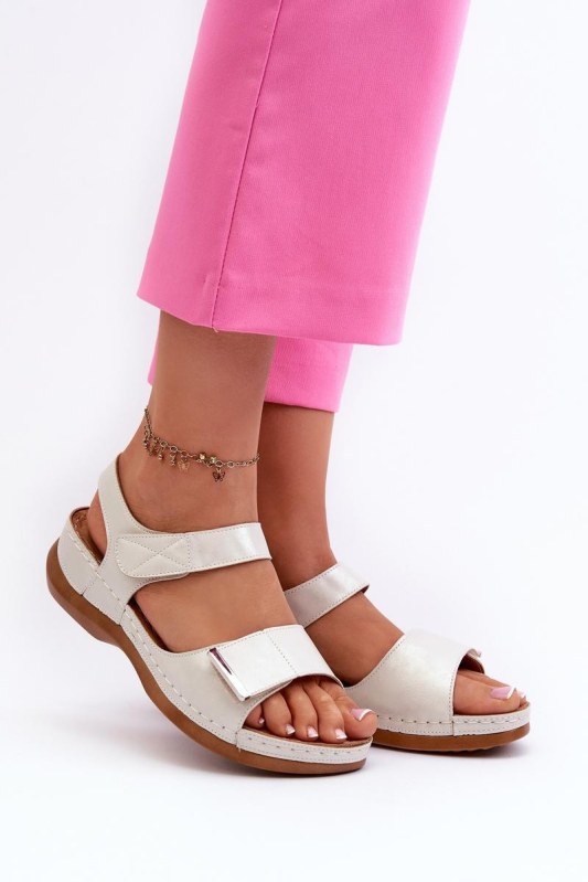 Sandály model 197899 step in style