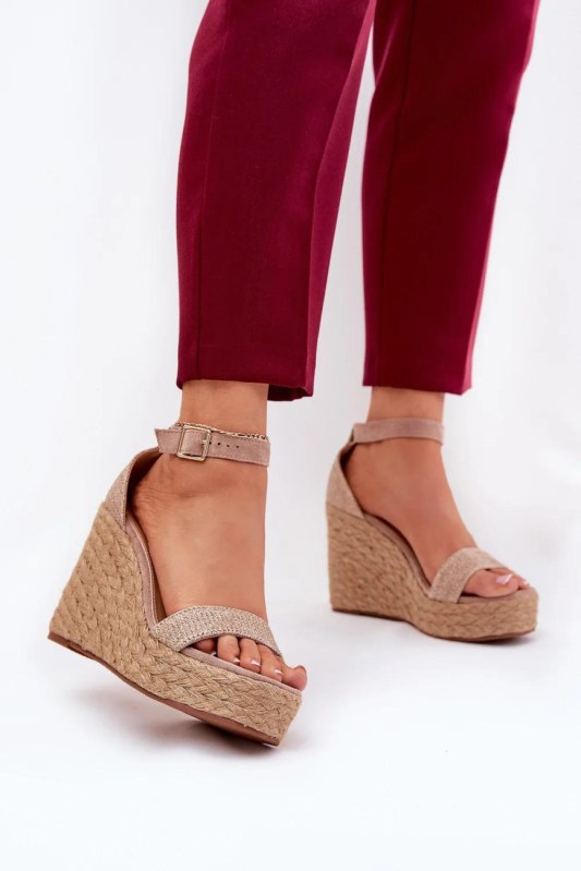 Boty na klínku model 209911 step in style