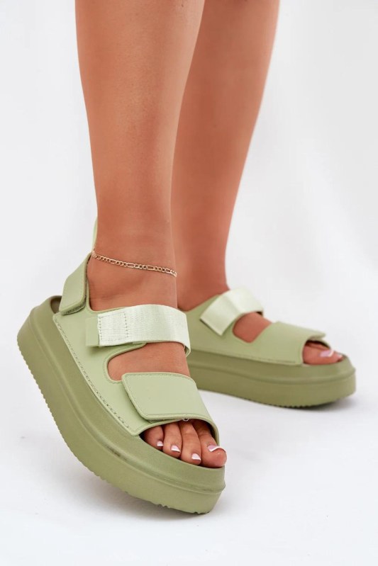 Sandy na platformě model 213174 step in style