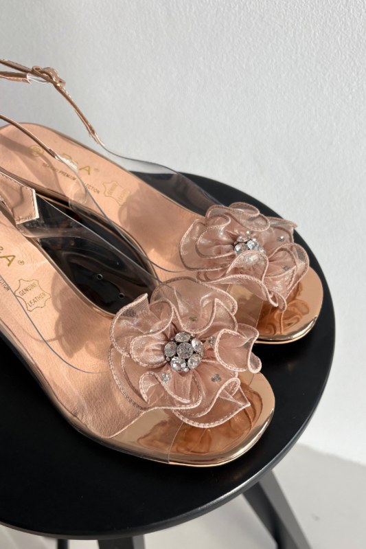 Sandály na podpatku model 226340 step in style