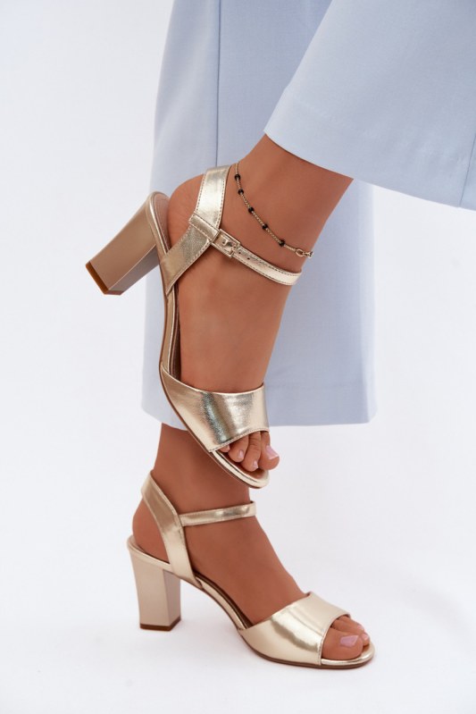 Sandály na podpatku model 228102 step in style