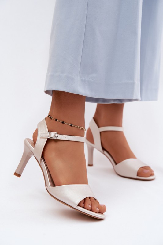 Sandály na podpatku model 228107 step in style