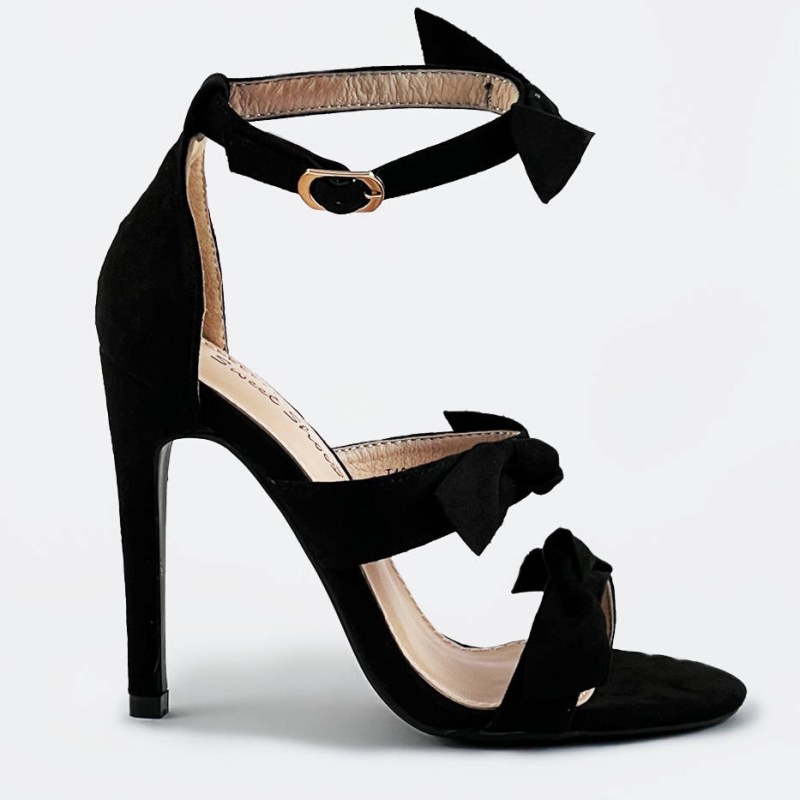 Jemné černé sandálky s jehlovými podpatky (J109) - Dámské boty sandály