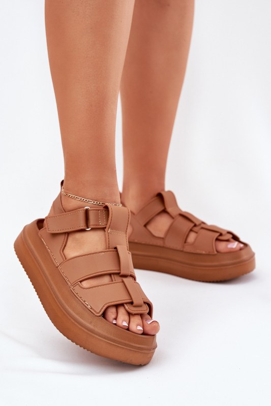 Dámské sandály na platformě camel Nitavelia