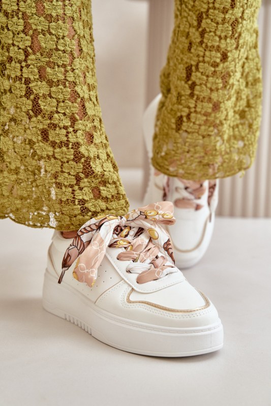 Sportovní boty na platformě model 199151 step in style
