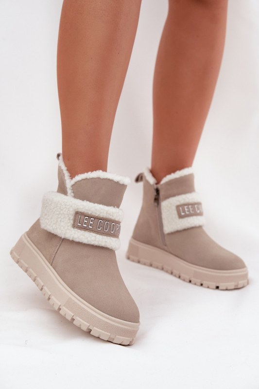 Zimní boty dámské z&nbsp;přírodního nubuku s&nbsp;kožichem lee cooper lcj 25 01 3739 světle šedé - Dámské boty trekové