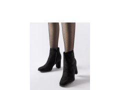 Boty na podpatku model 205098 Solea 1