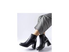 Dámské boty na podpatku model 205849 Solea 1