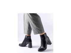 Dámské boty na podpatku model 205849 Solea 2