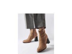 Dámské boty na podpatku model 205851 Solea 1