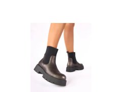 Boty na široké podrážce model 222343 Solea 2