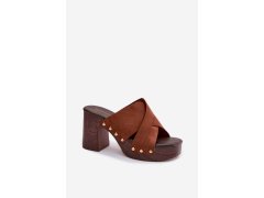 Dámské sandály na podpatku se zlatými přezkami camel Nerelle 4