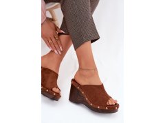 Dámské sandály na platformě z imitace semiše zlaté spony camel Norvia 5