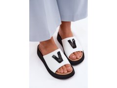 Kožené dámské pantofle s&nbsp;písmenem v&nbsp;na platformě vinceza 66950 bílé 5