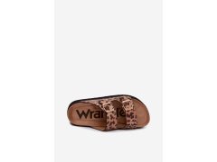 Lakované dámské pantofle na platformě se zlatými klipsy lee cooper lcw-26-35-4459l Černé 3