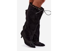 Černé kozačky s&nbsp;kitten heel z&nbsp;semiše s&nbsp;ozdobným šněrováním Juletta 5