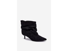 Černé slip-on kozačky typu slouchy na podpatku Loralia 2