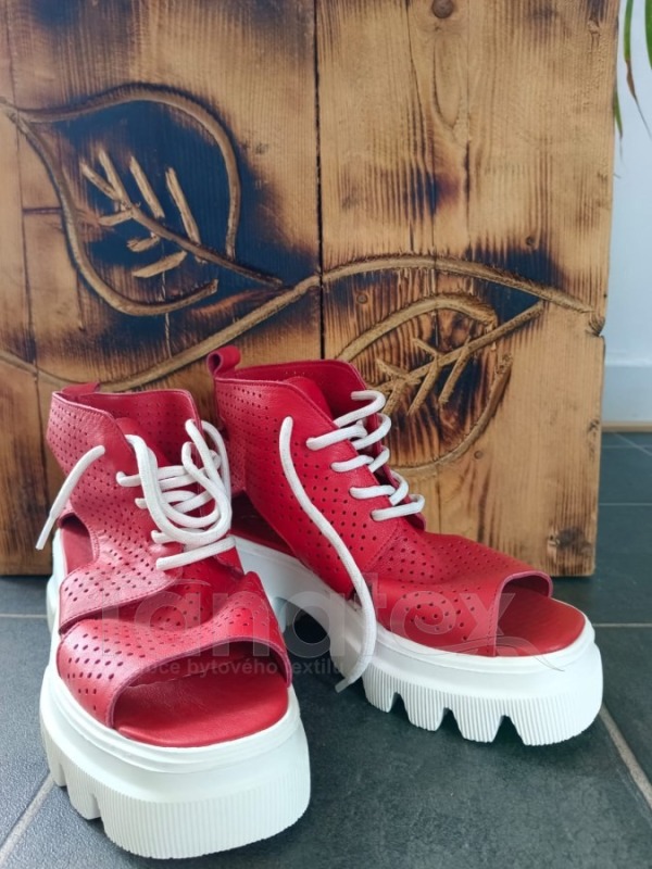 Červené Boty extra - Oděvy Boty