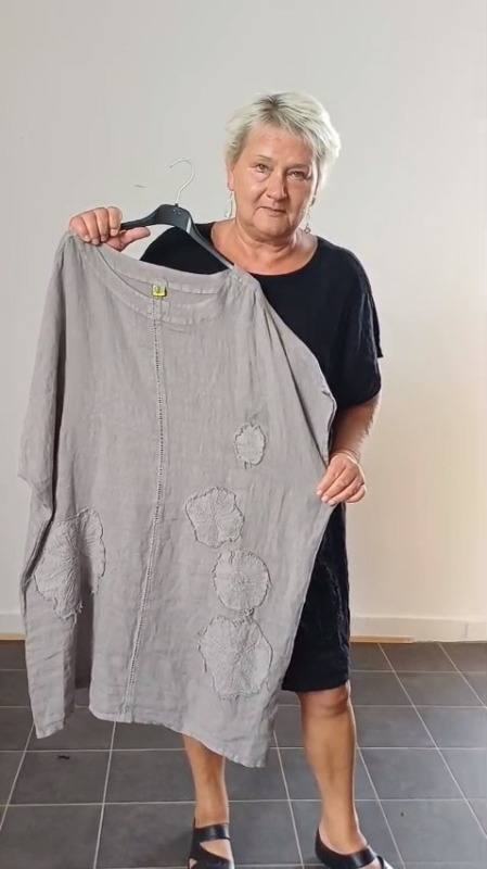 Šaty Nova - Oděvy Dámské šaty