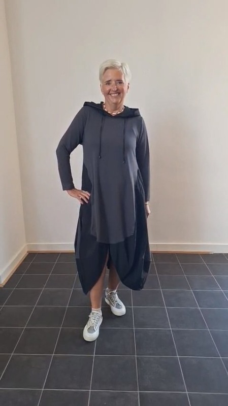 Šaty Tora Šaty Tora - Oděvy Dámské šaty