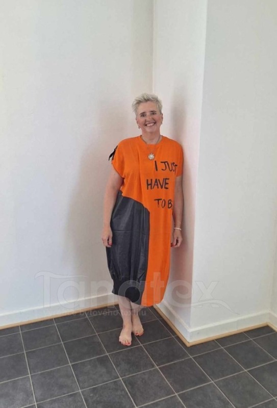 Šaty I just oranžové - Oděvy Dámské šaty letní