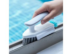 Čistící kartáč s&nbsp;rukojetí