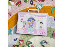 Dětská magnetická hra v&nbsp;kufříku oblékání panenek 5