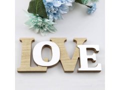 Dřevěná dekorace LOVE 10