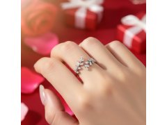 Elegantní prstýnek s&nbsp;nastavitelnou velikostí 14