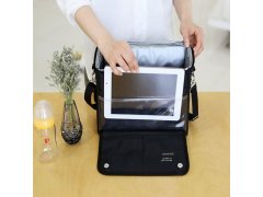 Multifunkční taška do auta s&nbsp;popruhem a&nbsp;termo úpravou 5