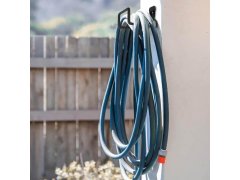 Nástěnný držák na zahradní hadici 2