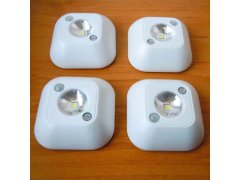 Noční LED světlo na baterie se senzorem pohybu 5