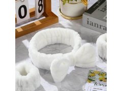 Sada náramků a&nbsp;čelenky na mytí obličeje 7